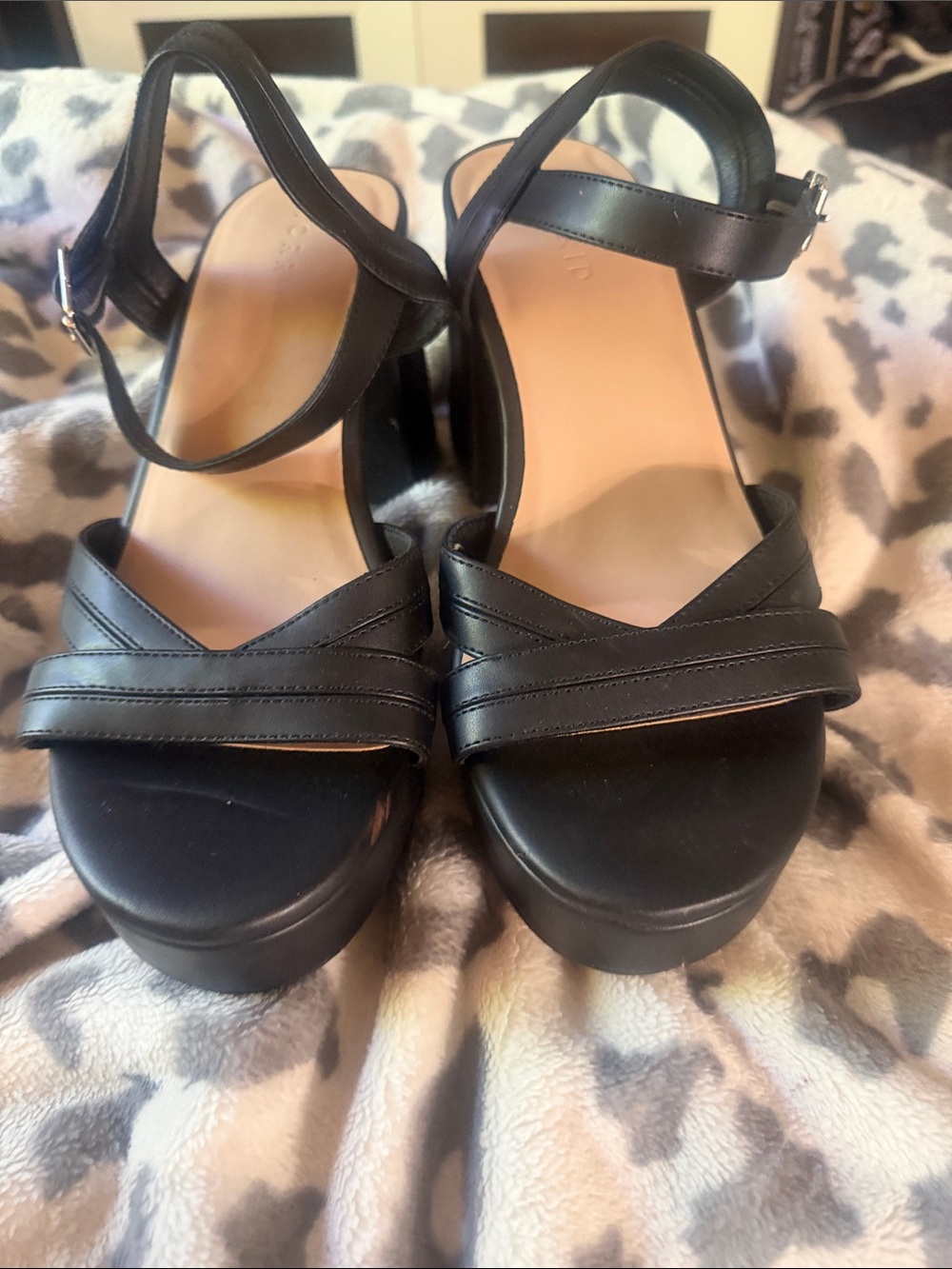 Torrid Black Strappy Block Heel Sandals Size 8.5WW Extra Wide